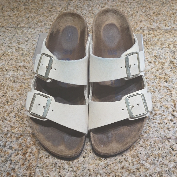 Birkenstock Arizona Cream Double Buckle Sandals - Picture 2 of 5